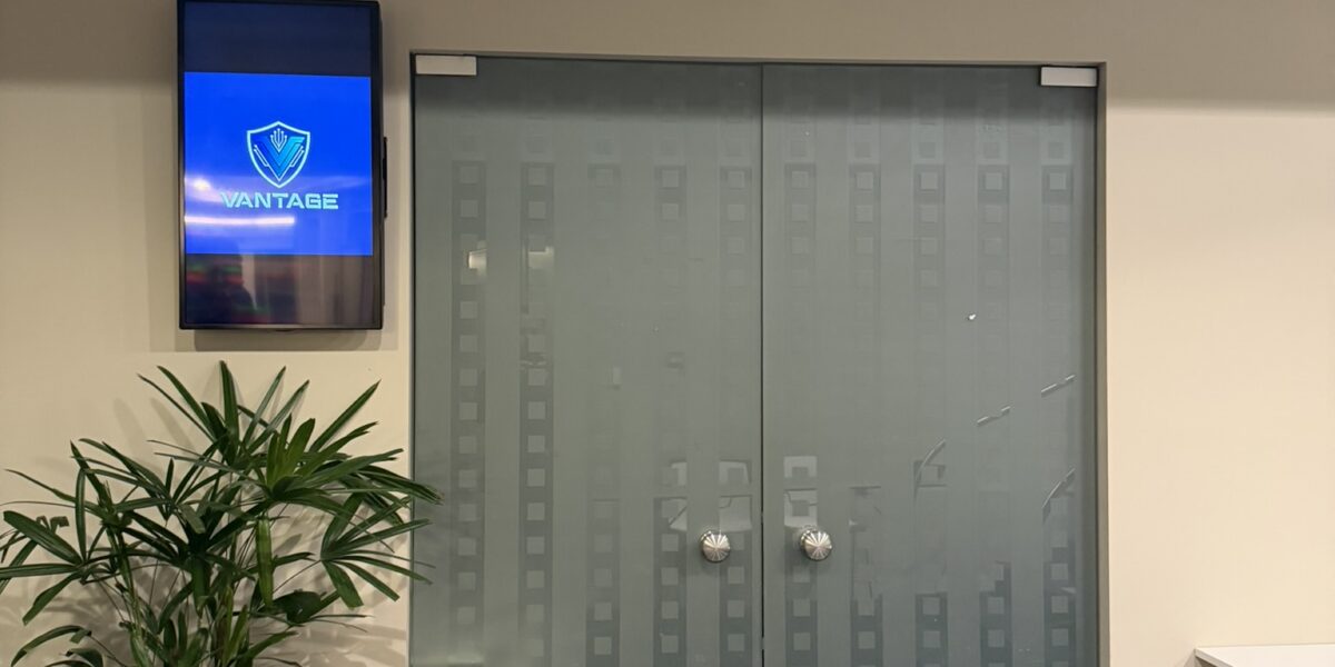 VANTAGE EU project kickoff meeting, Athens, February 2026 — all 14 consortium partners present